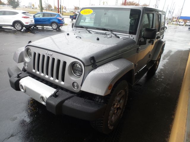 2016 Jeep Wrangler Unlimited Sahara