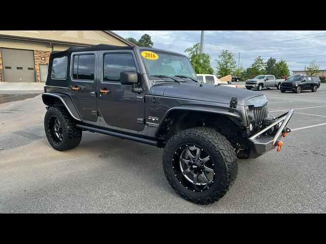 2016 Jeep Wrangler Unlimited Sahara