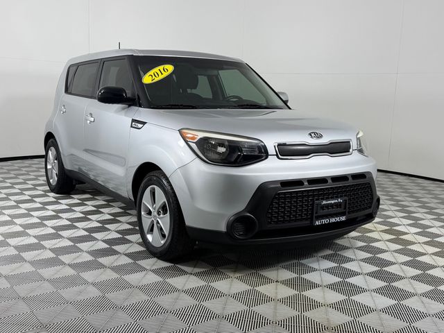 2016 Kia Soul Base