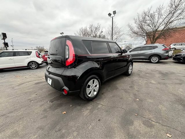 2016 Kia Soul Base