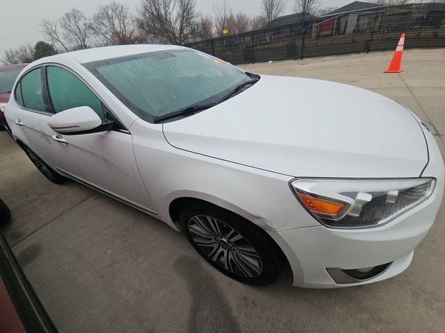 2016 Kia Cadenza Base