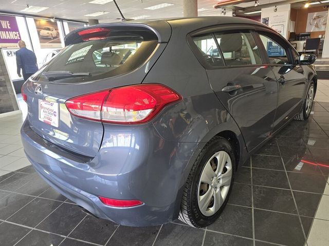 2016 Kia Forte5 LX