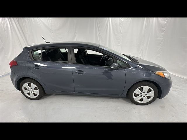 2016 Kia Forte5 LX