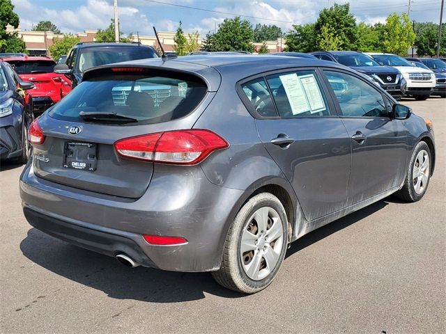 2016 Kia Forte5 LX