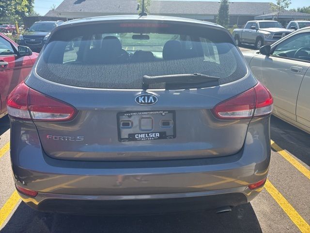 2016 Kia Forte5 LX