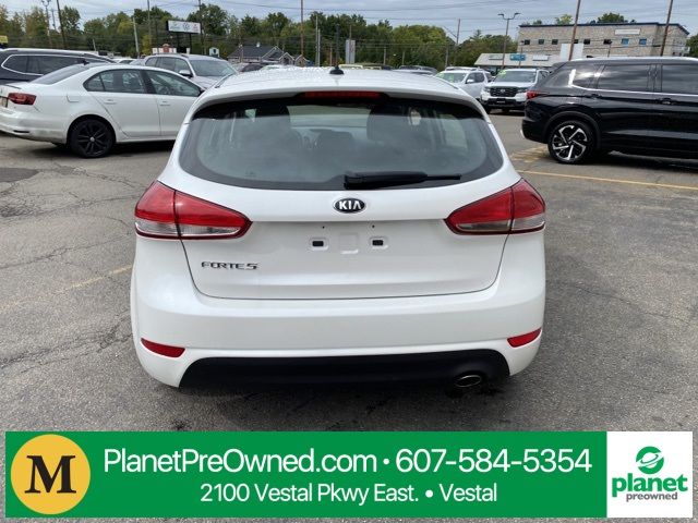 2016 Kia Forte5 LX