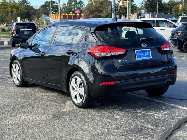 2016 Kia Forte5 LX