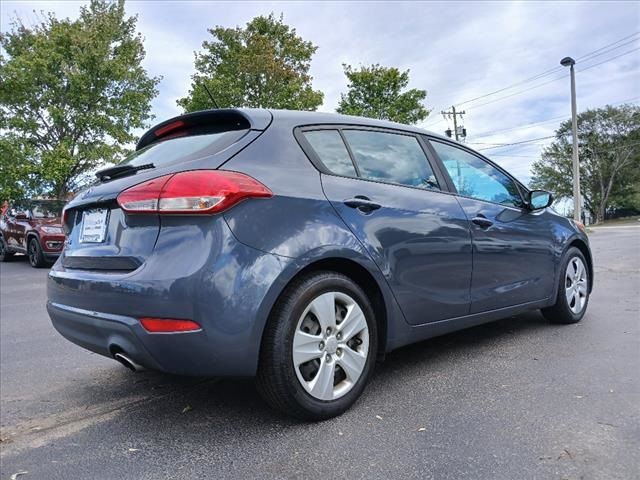 2016 Kia Forte5 LX