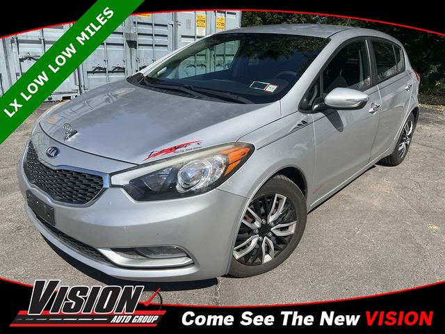 2016 Kia Forte5 LX