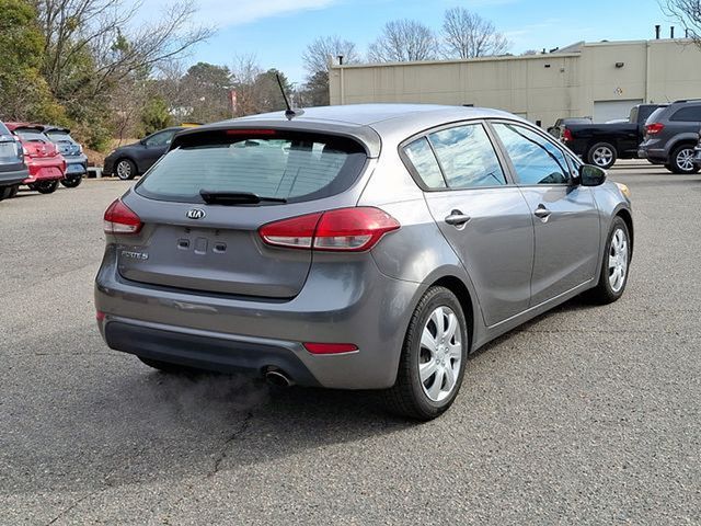 2016 Kia Forte5 LX