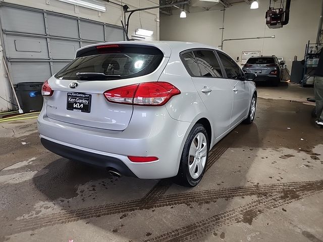 2016 Kia Forte5 LX