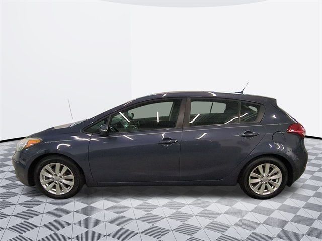 2016 Kia Forte5 LX
