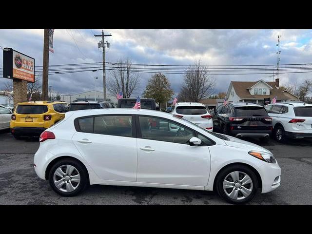 2016 Kia Forte5 LX