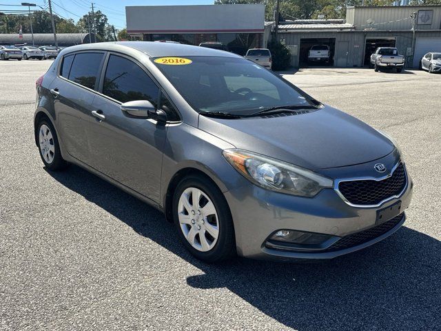 2016 Kia Forte5 LX