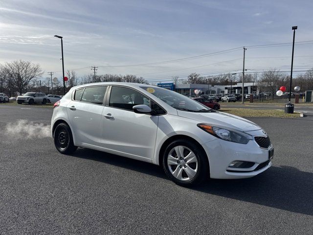 2016 Kia Forte5 LX