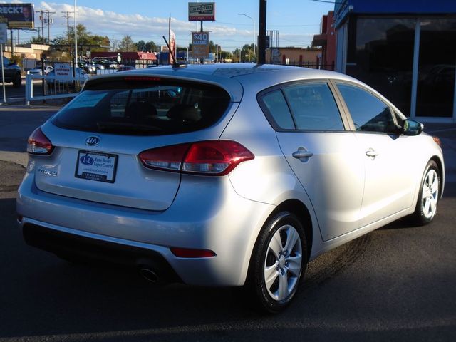 2016 Kia Forte5 LX