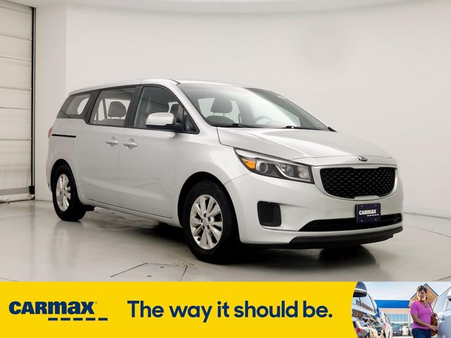 2016 Kia Sedona L