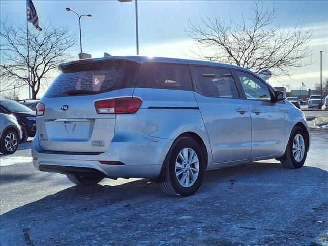 2016 Kia Sedona L