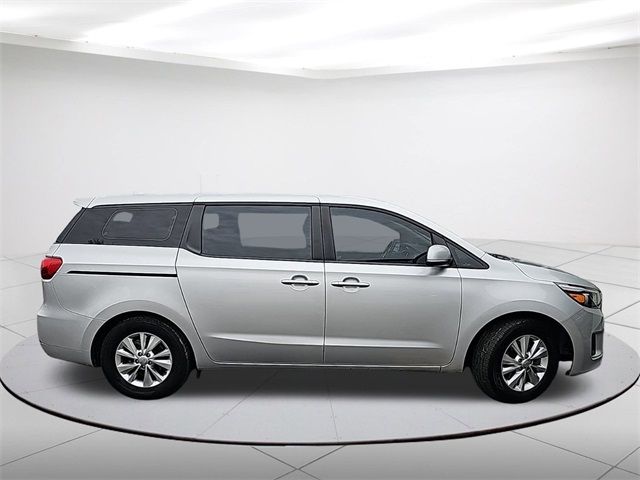 2016 Kia Sedona L