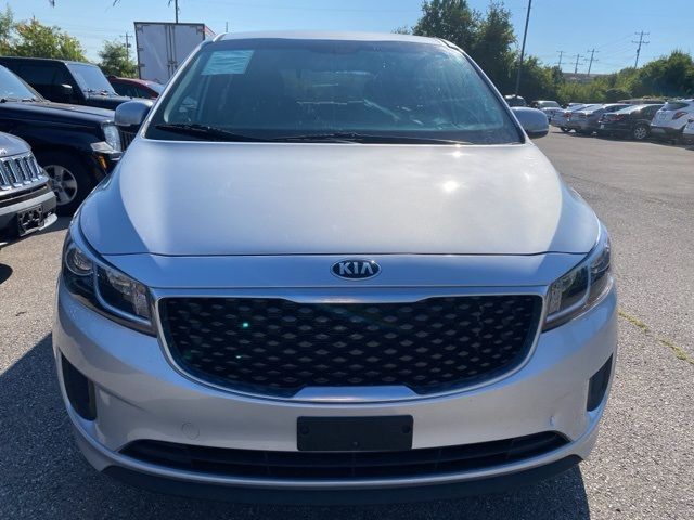 2016 Kia Sedona L