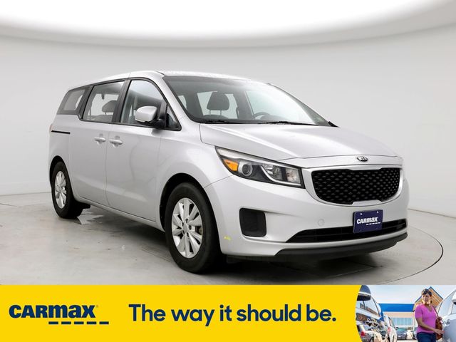 2016 Kia Sedona L