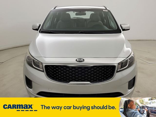 2016 Kia Sedona L