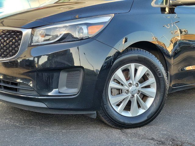 2016 Kia Sedona L