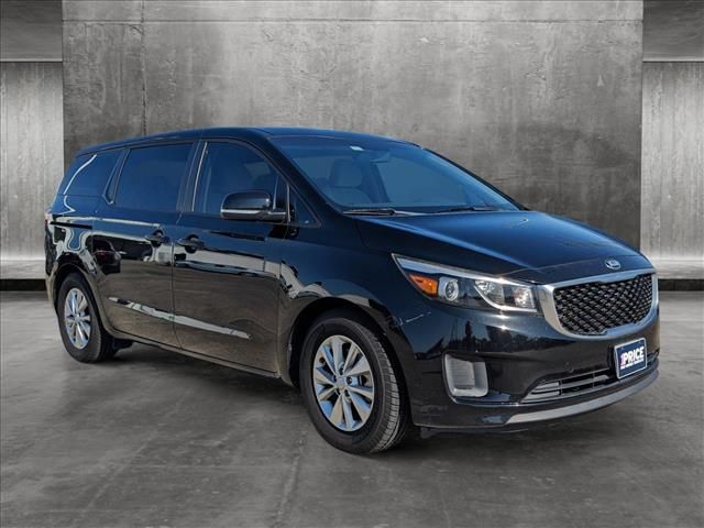 2016 Kia Sedona L