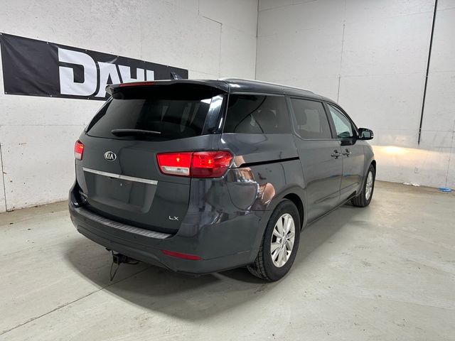 2016 Kia Sedona LX