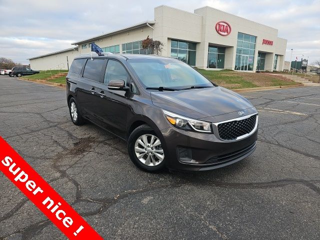 2016 Kia Sedona LX