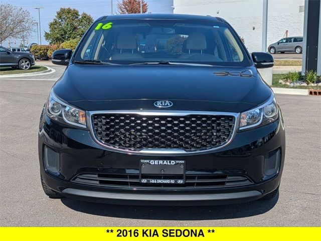 2016 Kia Sedona LX