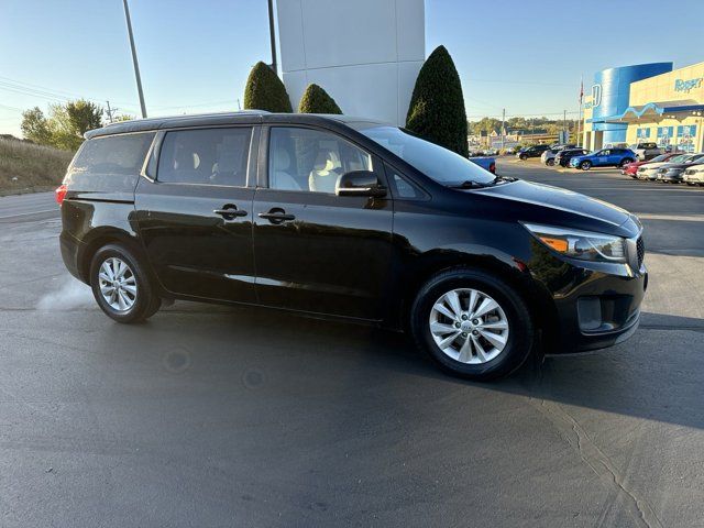 2016 Kia Sedona LX