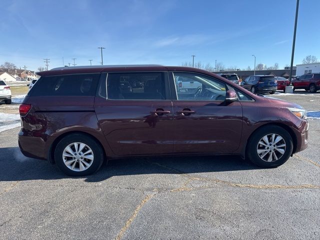 2016 Kia Sedona LX