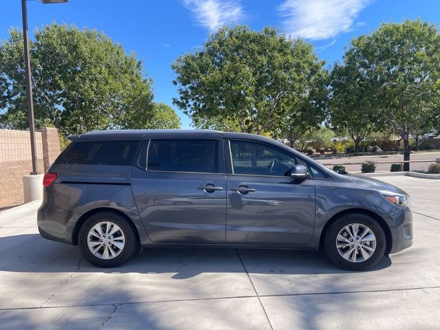 2016 Kia Sedona LX