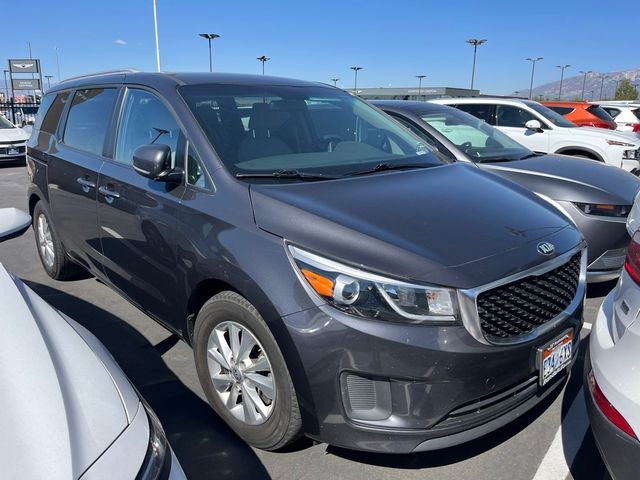 2016 Kia Sedona LX