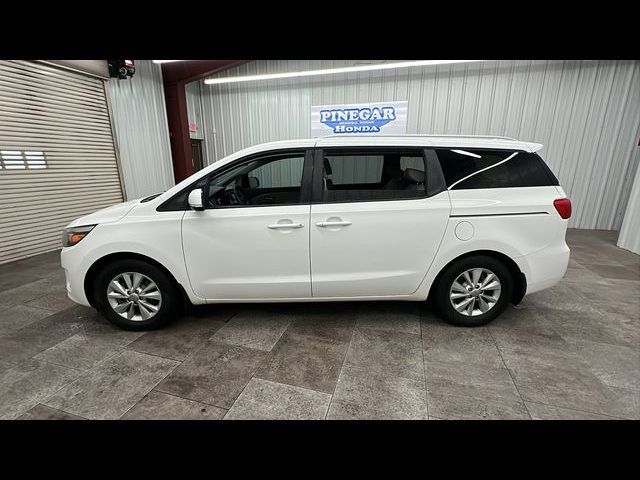 2016 Kia Sedona LX
