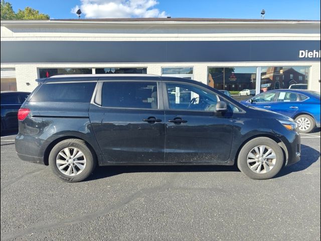 2016 Kia Sedona LX