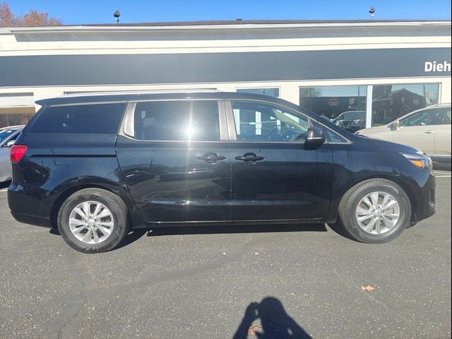 2016 Kia Sedona LX