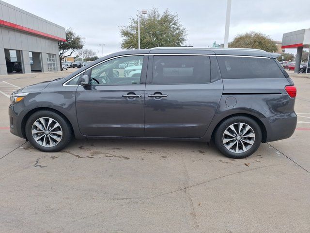 2016 Kia Sedona SX