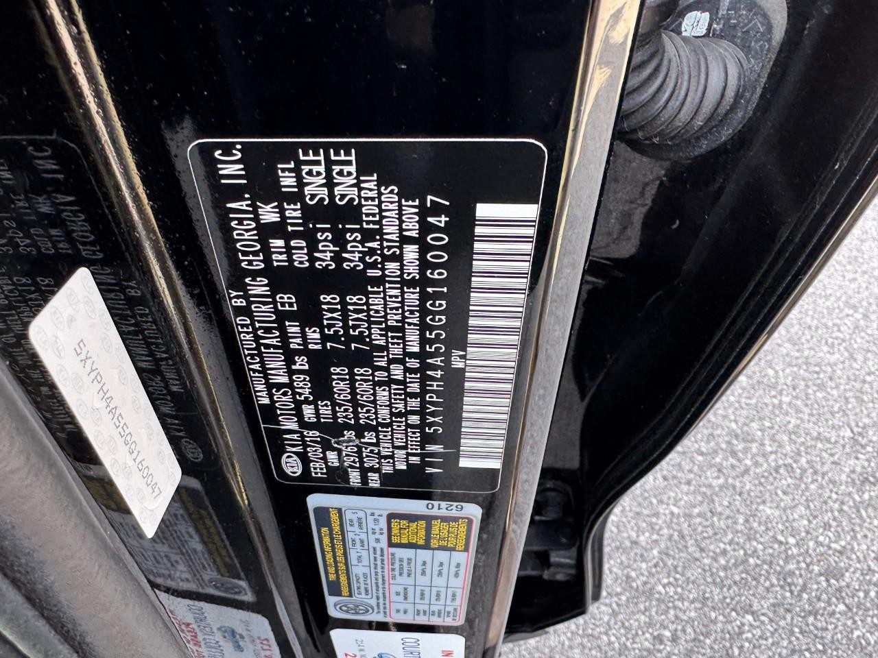 Vehicle image 23 of 28