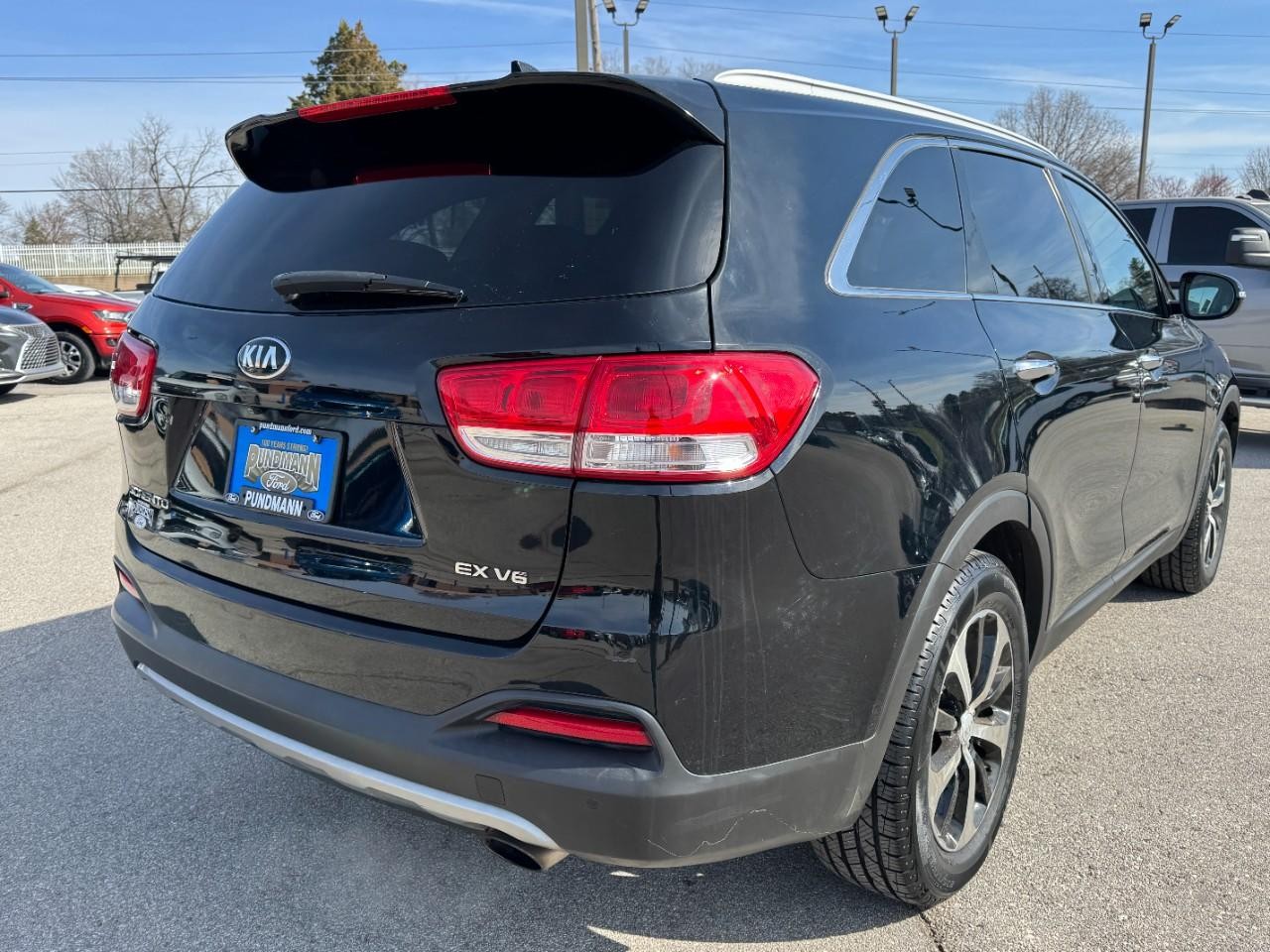 Vehicle image 2 of 28