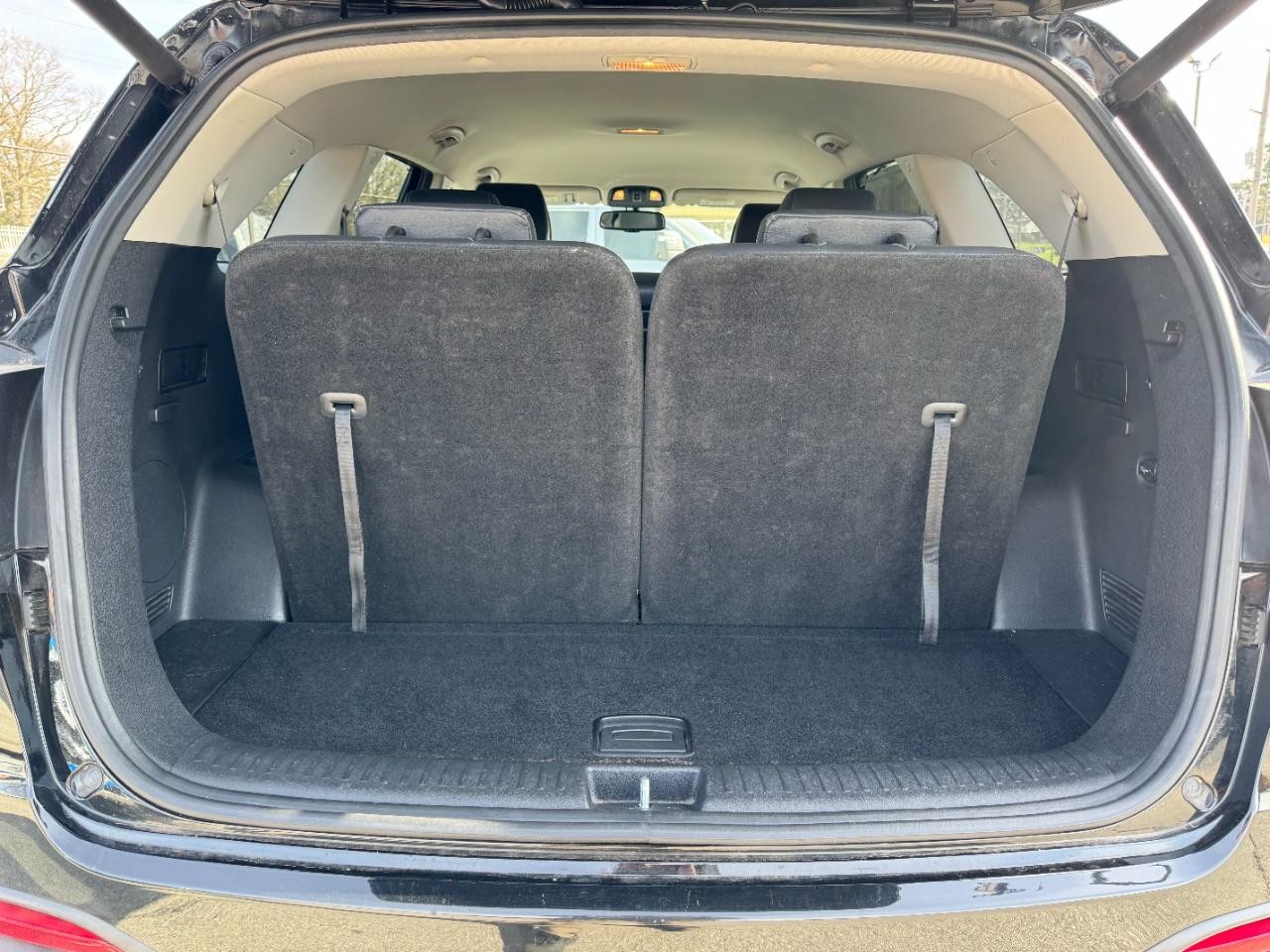 Vehicle image 7 of 28