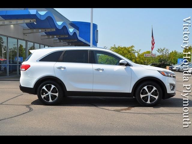 2016 Kia Sorento EX