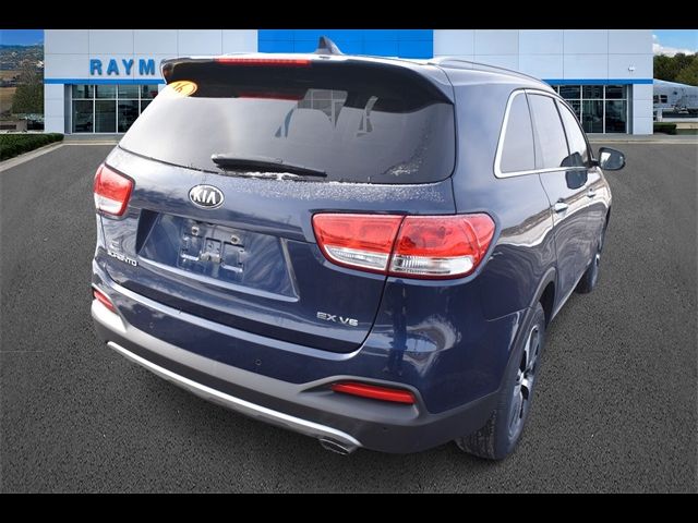 2016 Kia Sorento EX