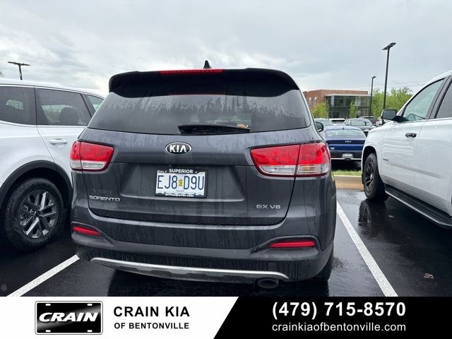 2016 Kia Sorento EX