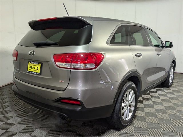 2016 Kia Sorento L