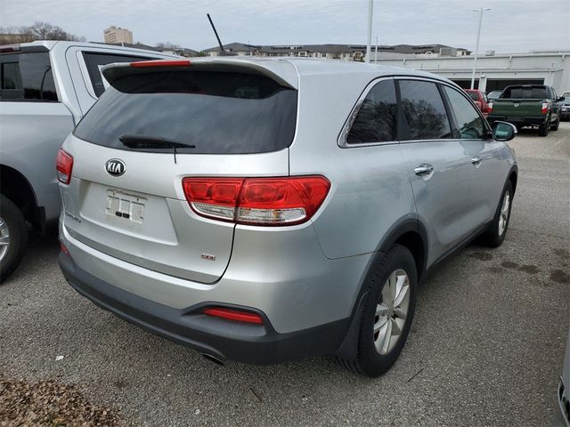 2016 Kia Sorento L