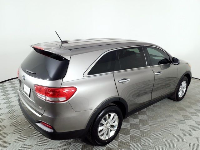 2016 Kia Sorento L