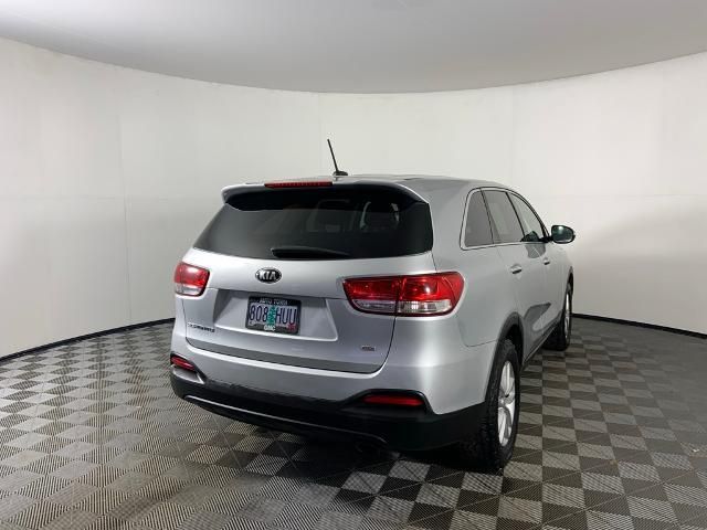 2016 Kia Sorento L