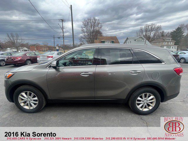 2016 Kia Sorento LX
